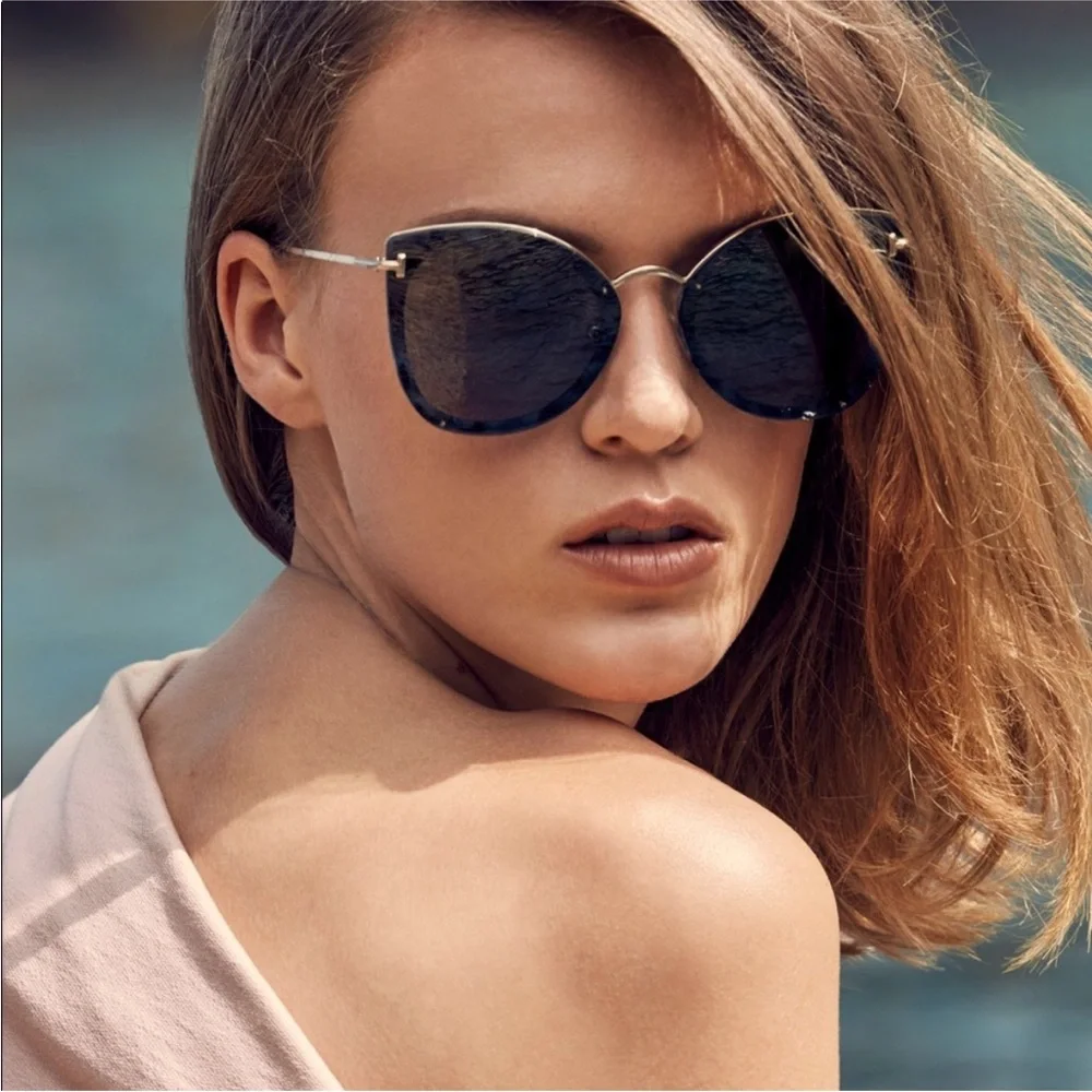 TOM FORD Charlotte Sunglasses Cat-Eye Brown Gold Tortoiseshell Gradient Lenses